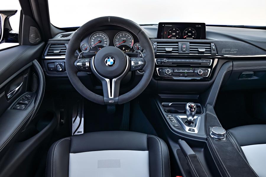 Торпедо BMW M3 CS (F80) 2018 года  (WW) (фото 77 из 94)